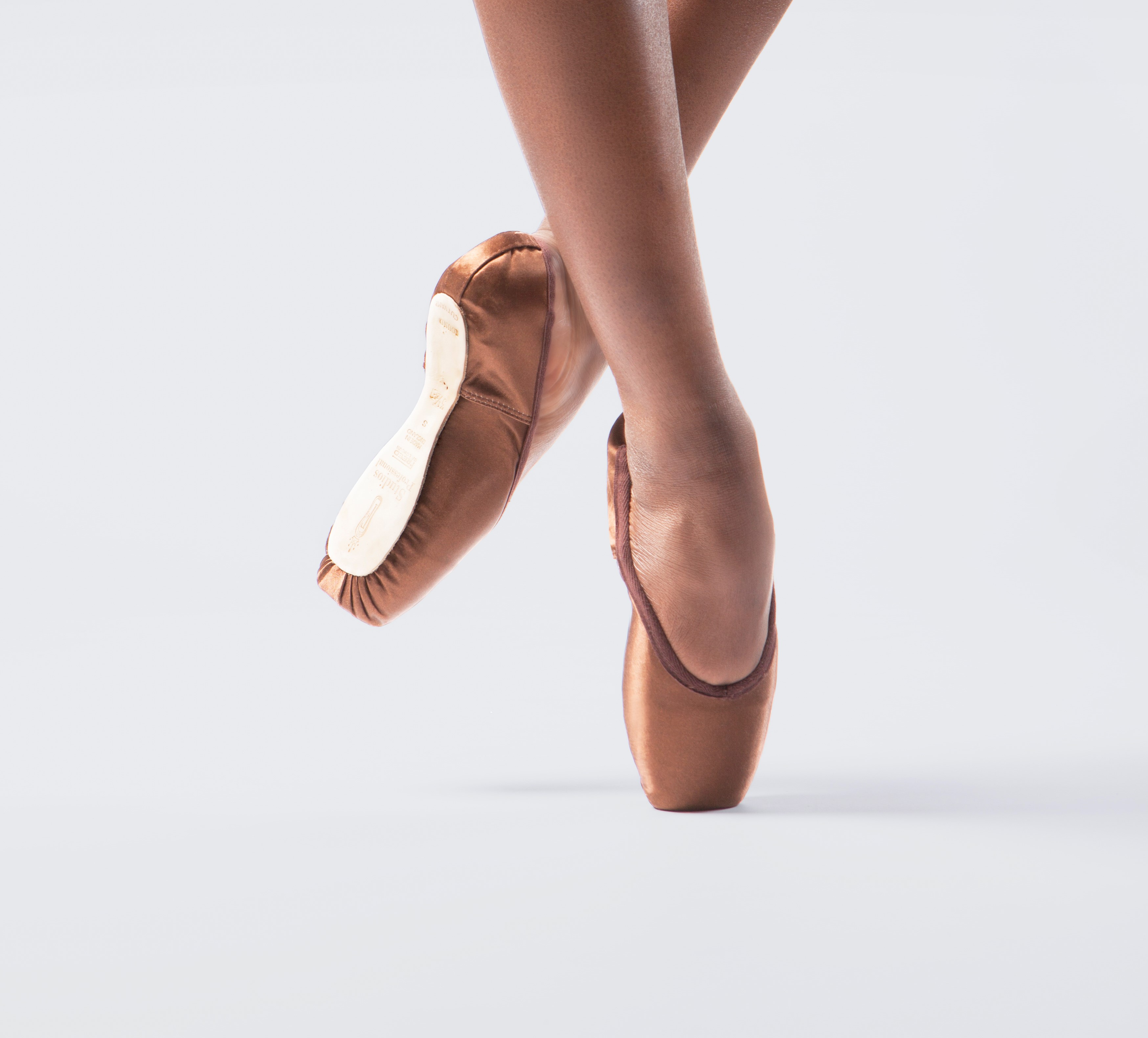 black ballet pointe shoes